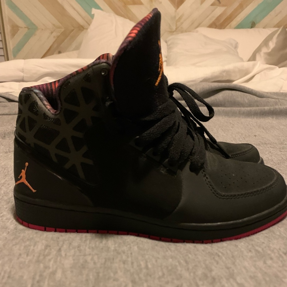 Jordan 1 Flight3 Sz 4Y/ 6Womens